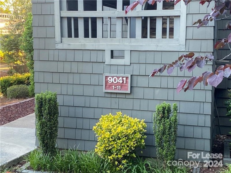 Property image 2 at 9041 J M Keynes Drive, Charlotte, NC 28262