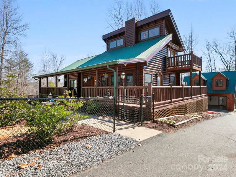 Property image 3 at 270 Cross Ridge Drive, Rutherfordton, NC 28139