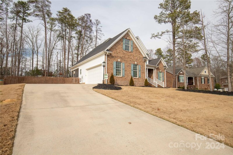 Property image 3 at 420 Longhorn Drive, Rock Hill, SC 29732