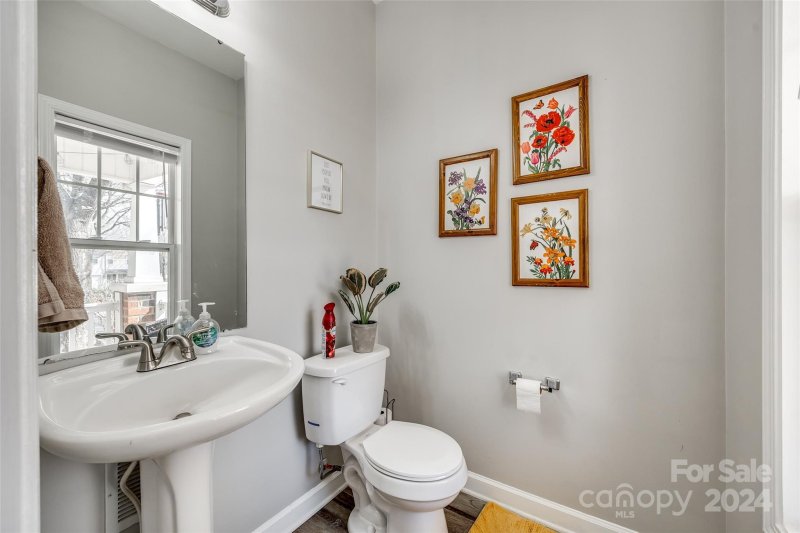 Property image 4 at 5508 Franklin Springs Circle, Charlotte, NC 28217