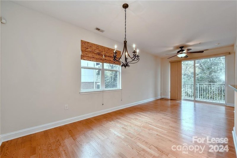 Property image 2 at 1308 Kenilworth Avenue, Charlotte, NC 28203