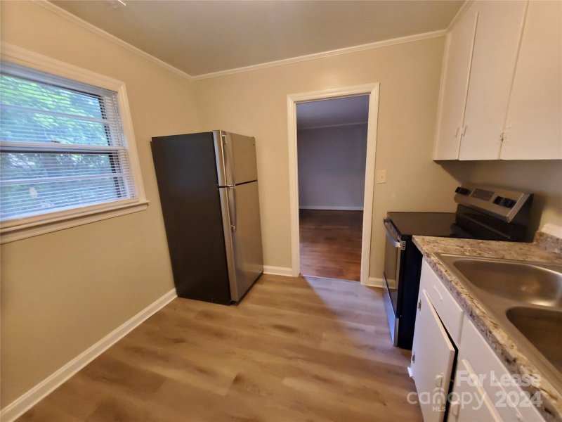 Property image 5 at 3808 Winfield Drive, Charlotte, NC 28205