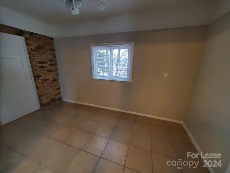 Property image 5 at 2824 Dalecrest Drive, Charlotte, NC 28269