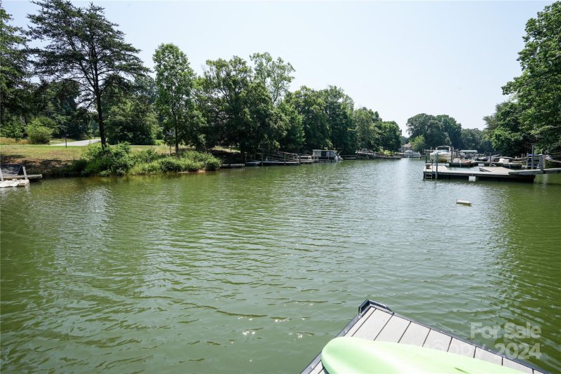 Property image 2 at 124 Preserve Way, Mooresville, NC 28117