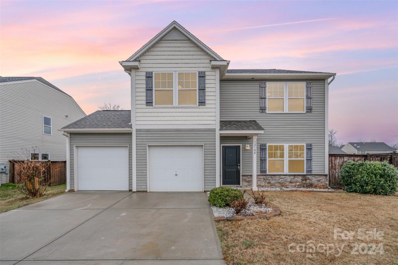 2104 Rockycreek Lane