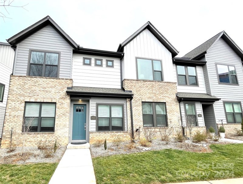 5923 Ardrey Kell Road