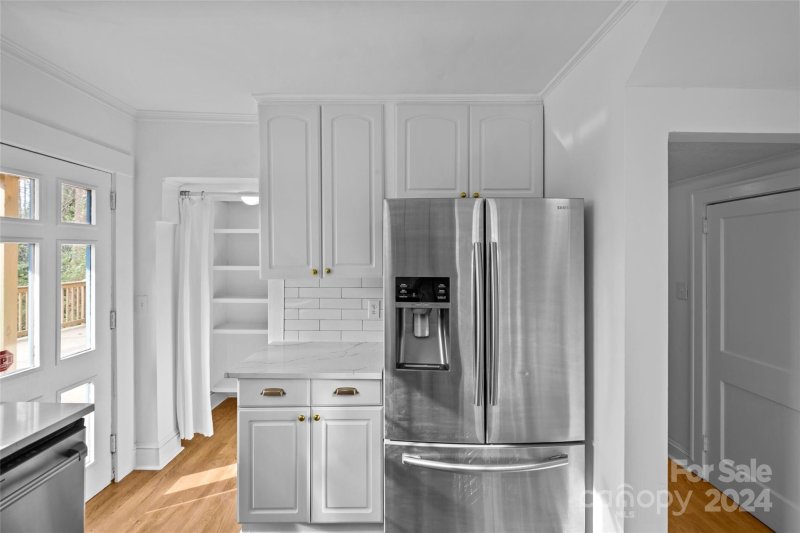 Property image 5 at 220 W Colonial Drive, Salisbury, NC 28144