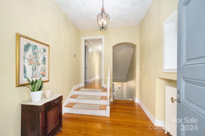 Property image 4 at 42 Cranford Road, Asheville, NC 28806