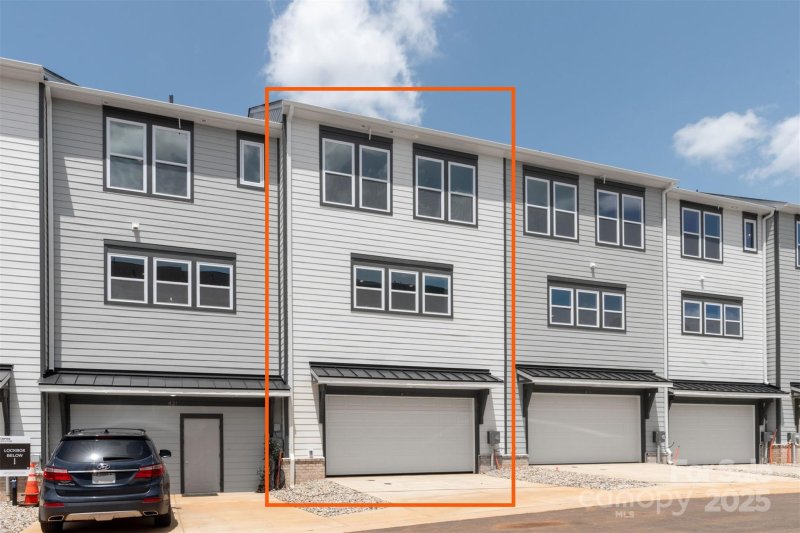 Property image 3 of 417 Prine Place in Brixton, Charlotte, NC 28213