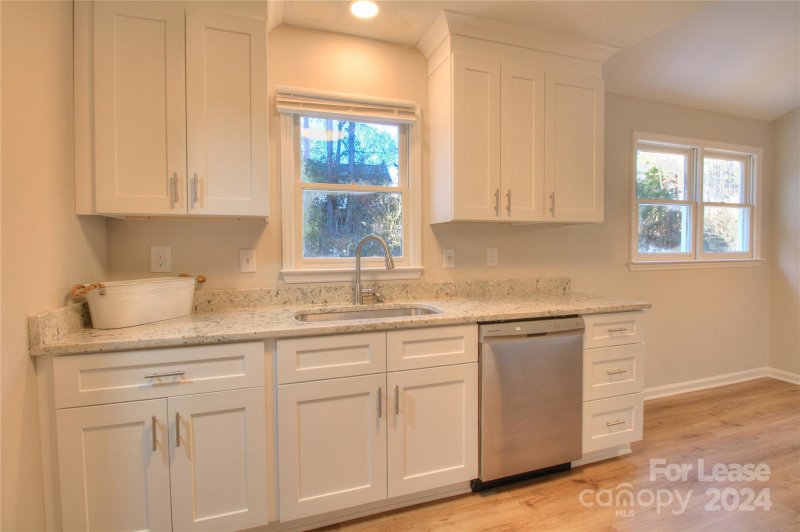 Property image 3 at 405 Howie Street, Waxhaw, NC 28173