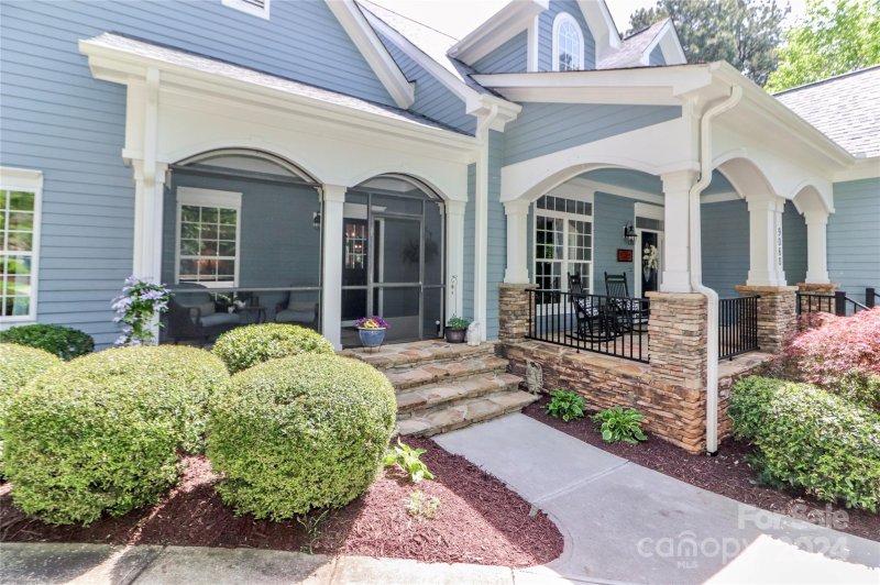 Property image 3 at 9060 Garrison Road, Sherrills Ford, NC 28673