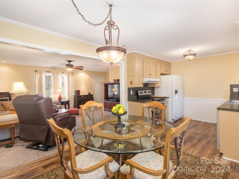 Property image 5 at 2339 Seneca Plaza Drive, Lancaster, SC 29720