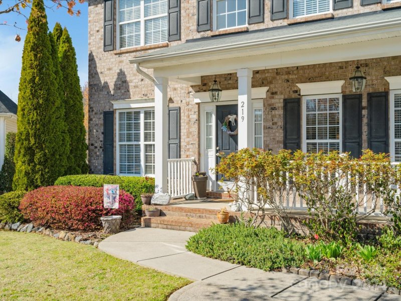 Property image 3 at 219 Clear Spring Court, Fort Mill, SC 29708