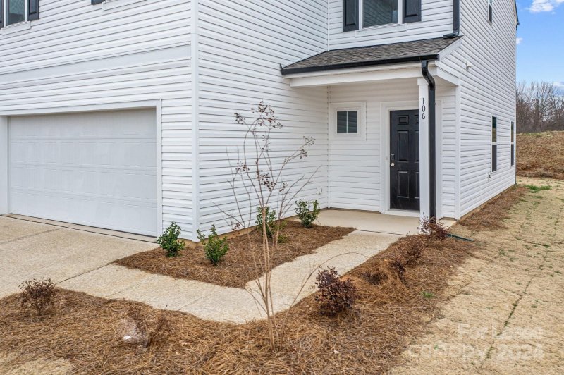 Property image 4 at 106 Moondog Court, Statesville, NC 28625
