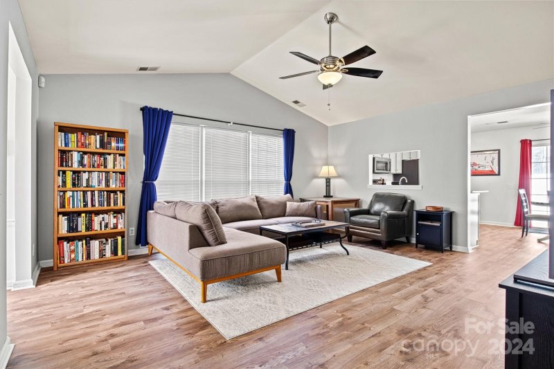 Property image 5 at 1542 Rumstone Lane, Charlotte, NC 28262