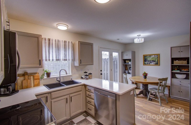 Property image 5 at 81 Stafford Court, Fletcher, NC 28732