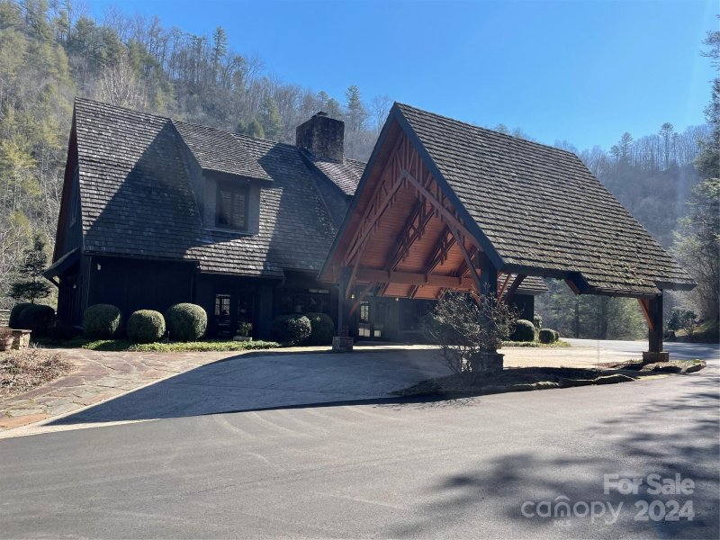 Property image 5 of 000 Bear River Lodge Trail in Bear River Lodge, Marshall, NC 28753