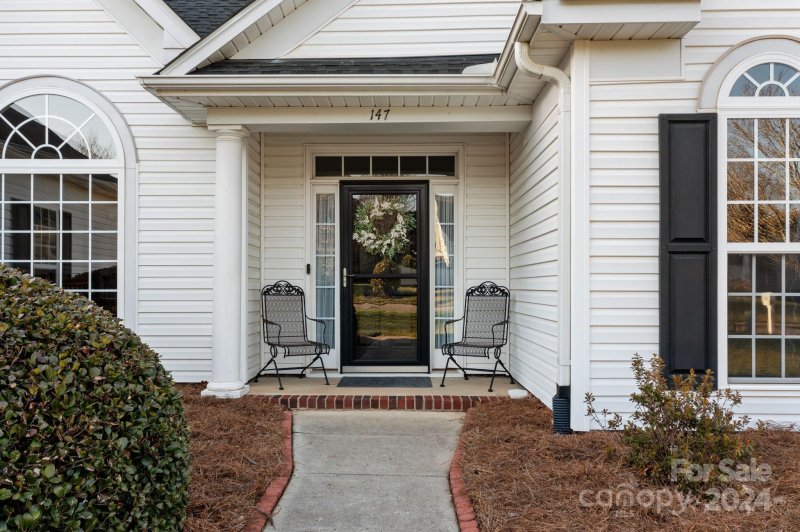 Property image 3 at 147 Dairy Farm Road, Mooresville, NC 28115