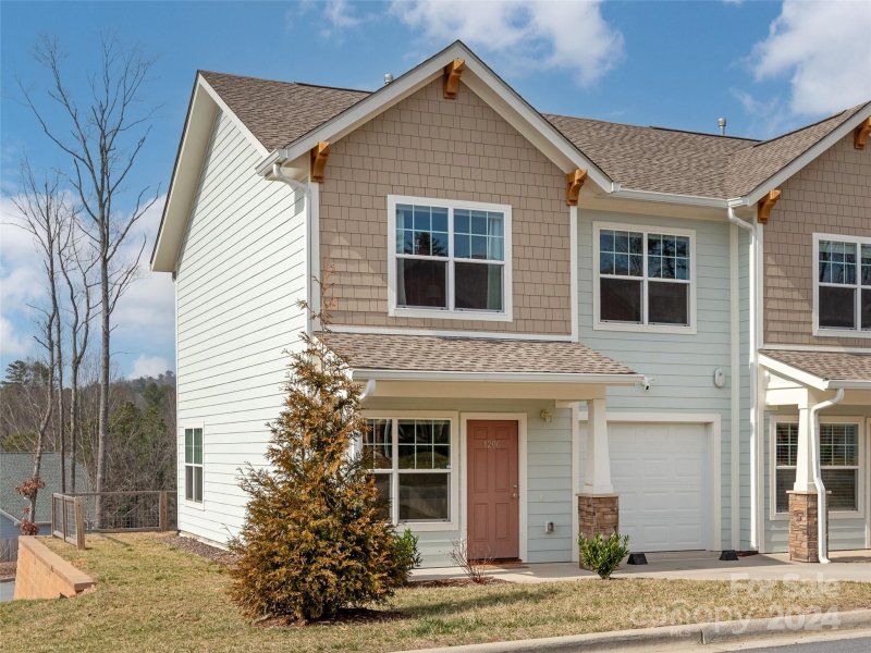 Property image 2 at 1206 Pauline Trail Drive, Arden, NC 28704