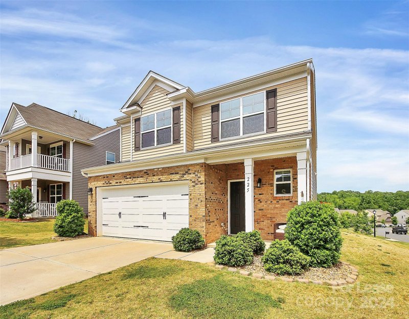 Property image 3 at 225 Kingston Drive, Mount Holly, NC 28120