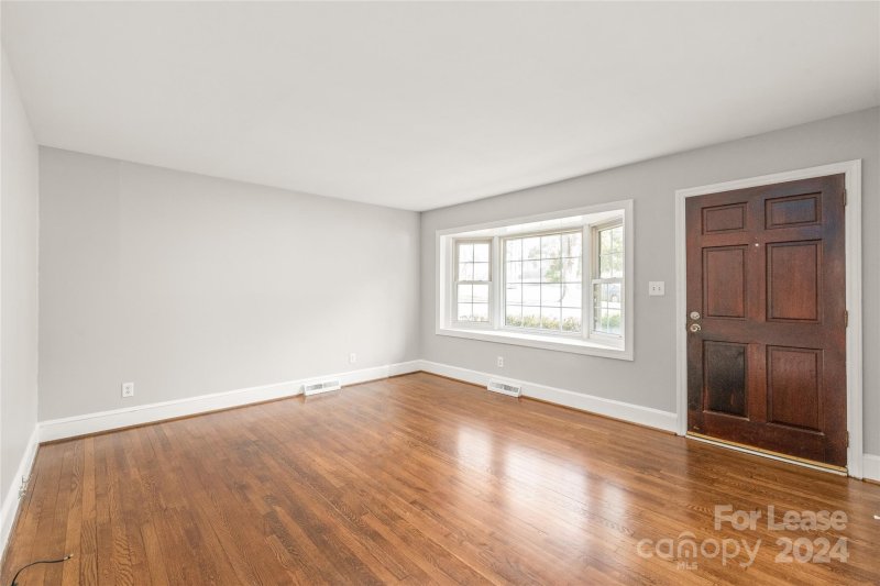 Property image 5 at 4914 Kistler Avenue, Charlotte, NC 28205