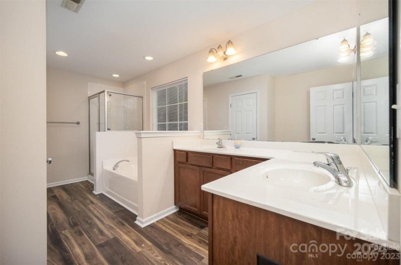 Property image 5 at 1542 Glenbar Court, Clover, SC 29710