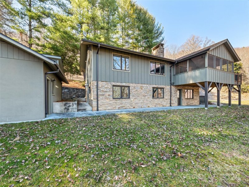 Property image 2 at 55 Scenic Circle, Waynesville, NC 28786