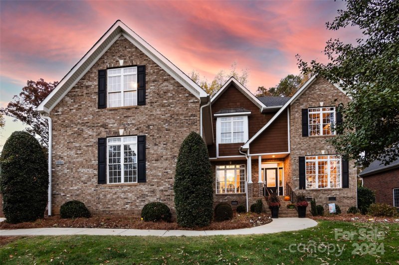 Property image 3 at 7564 Turnberry Lane, Stanley, NC 28164