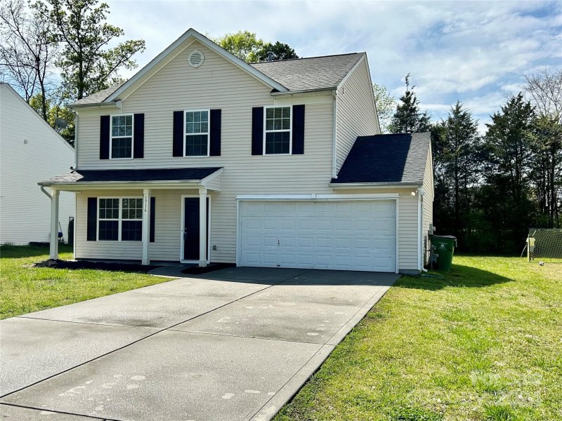 Property image 2 at 1716 Ledson Court, Charlotte, NC 28214