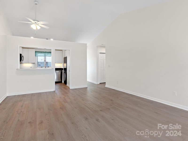 Property image 4 at 512 Windswept Drive, Asheville, NC 28801