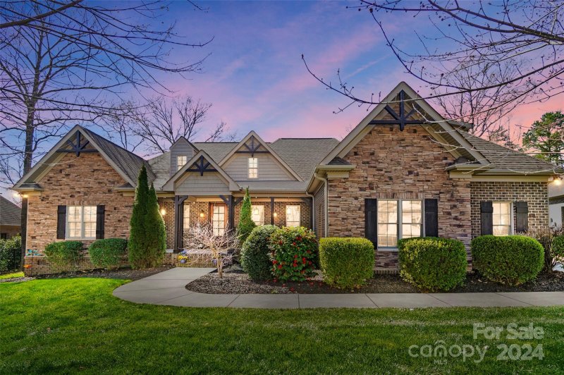 Property image 2 at 910 Abilene Lane, Fort Mill, SC 29715