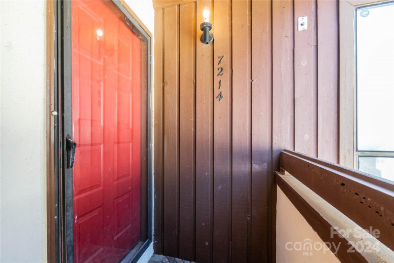 Property image 3 at 7214 Winery Lane, Charlotte, NC 28227