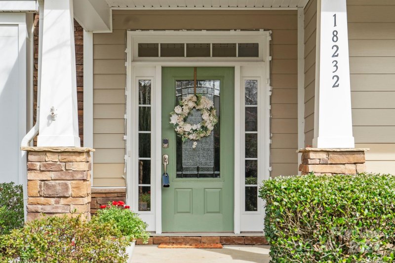 Property image 2 at 18232 Meadow Bottom Road, Charlotte, NC 28277