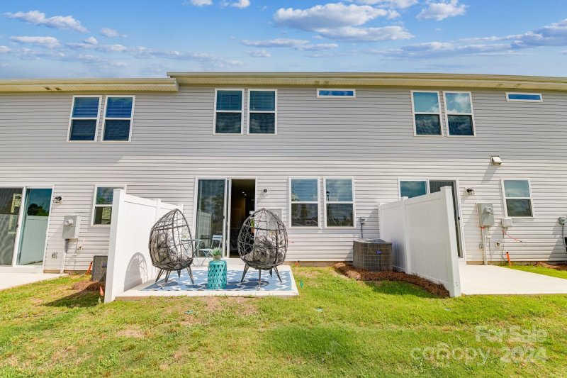 Property image 4 at 5023 Carrick Street, Charlotte, NC 28213