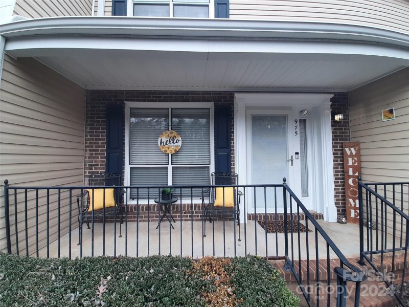 Property image 2 at 975 Surry Lane, Gastonia, NC 28054