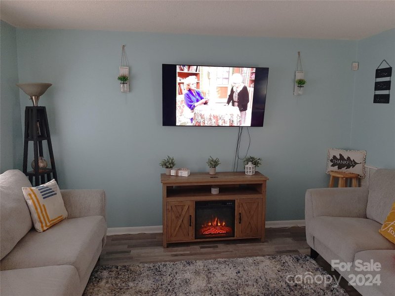 Property image 4 at 975 Surry Lane, Gastonia, NC 28054