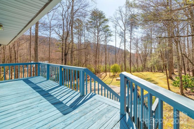 Property image 5 at 975 Wash Freeman Road, Hendersonville, NC 28792