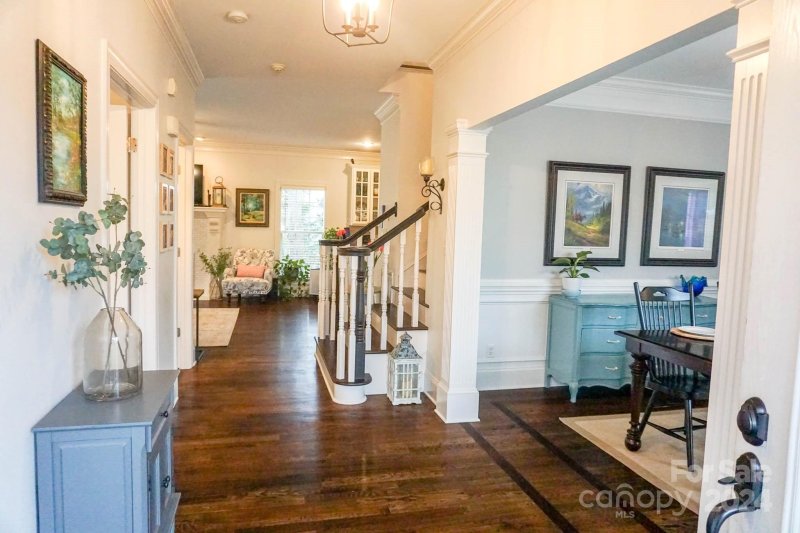 Property image 4 at 417 19th Avenue Circle, Hickory, NC 28601