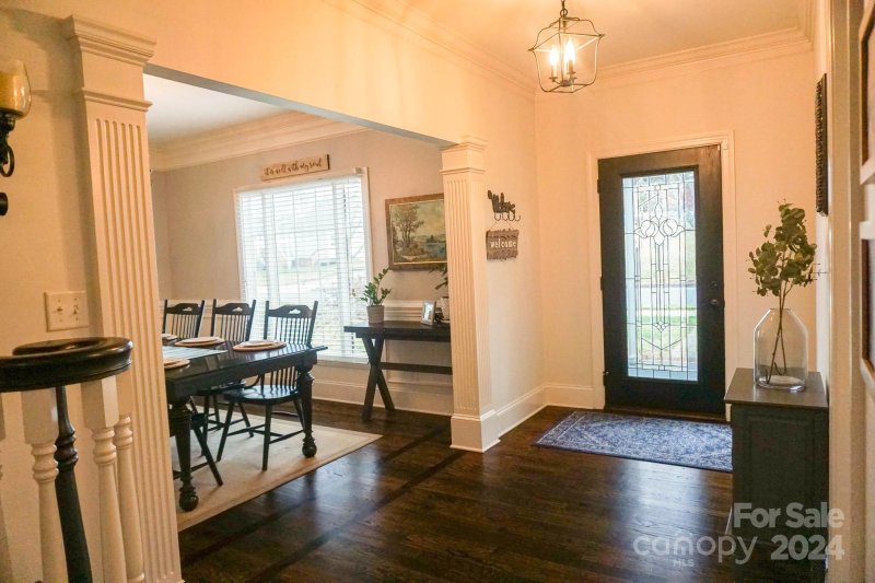 Property image 5 at 417 19th Avenue Circle, Hickory, NC 28601