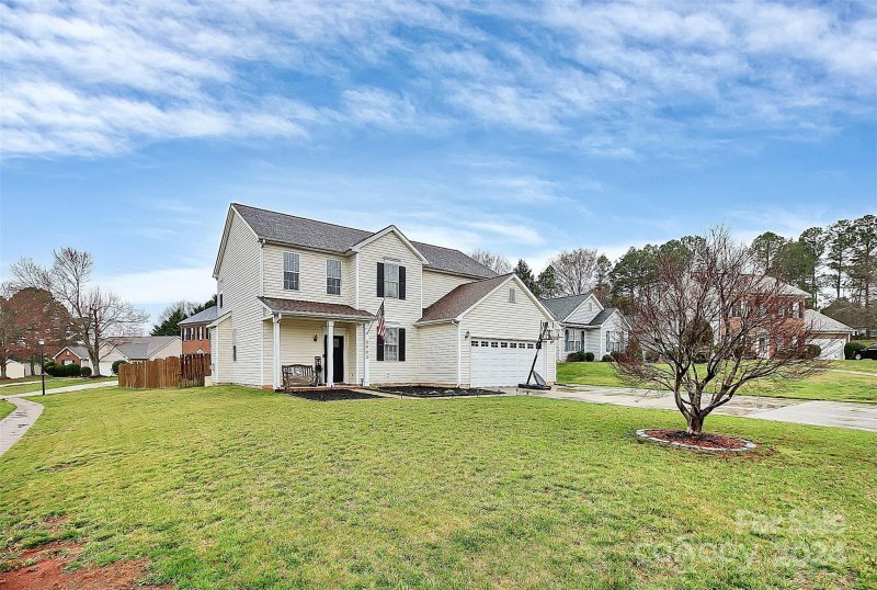 Property image 4 at 5903 Vista Verde Court, Charlotte, NC 28273