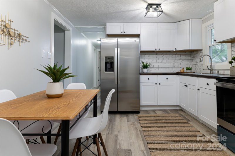 Property image 4 at 14 E Sugar Maple Drive, Hendersonville, NC 28739