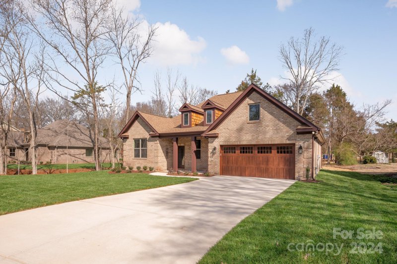 Property image 2 at 2306 Jon Chris Drive, Harrisburg, NC 28075