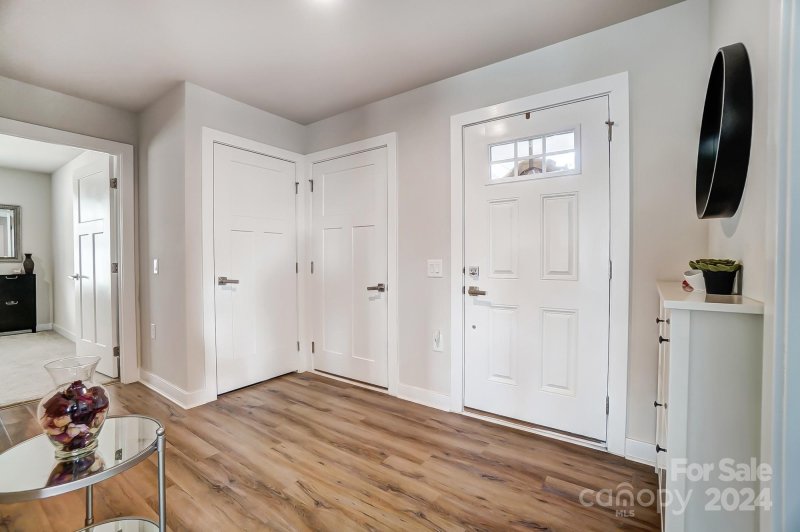 Property image 3 at 4136 Mackinnon Drive, Charlotte, NC 2814