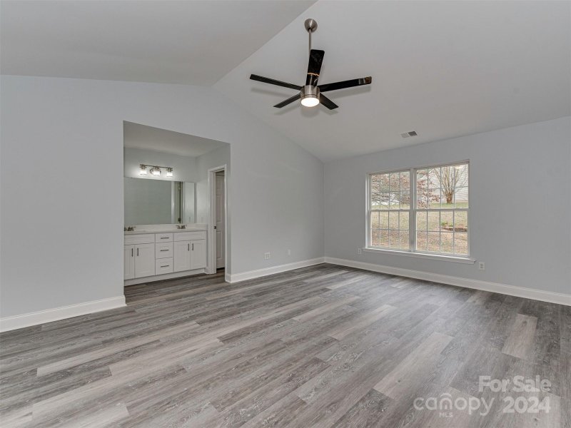 Property image 5 at 2011 Mallard Pine Court, Charlotte, NC 28262