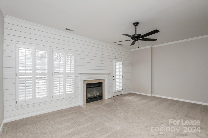 Property image 2 at 19246 Lake Norman Cove Road, Cornelius, NC 28031