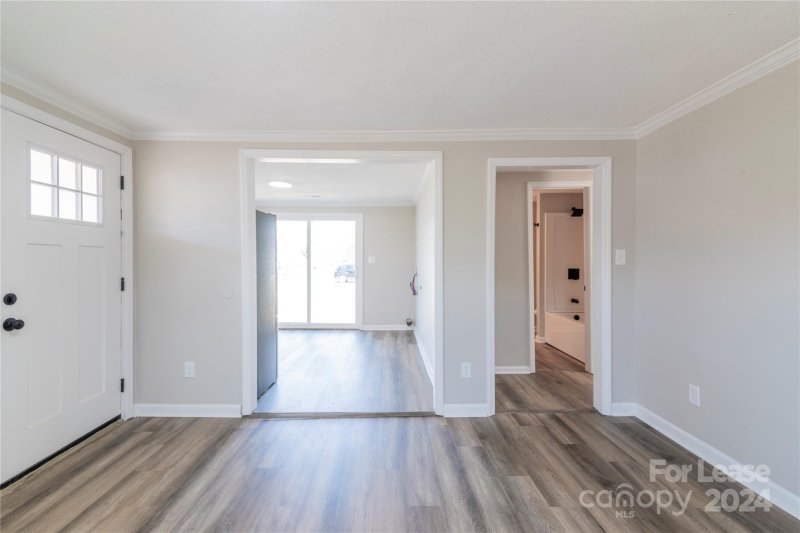 Property image 3 at 908 Baker Boulevard, Gastonia, NC 28052