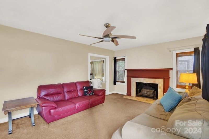 Property image 5 at 2212 Weyland Avenue, Charlotte, NC 28208