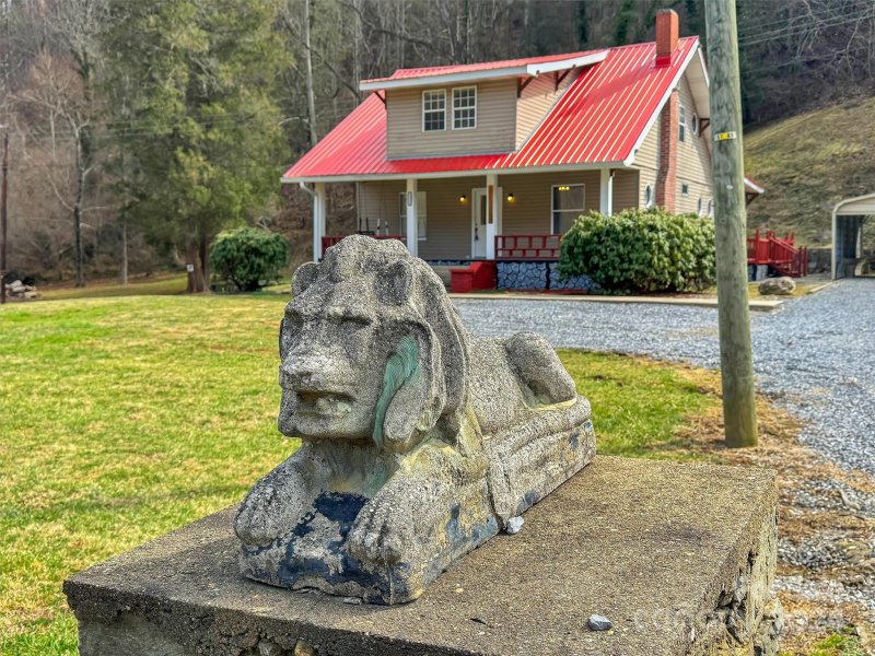 Property image 4 at 2951 Asheville Highway, Canton, NC 28716