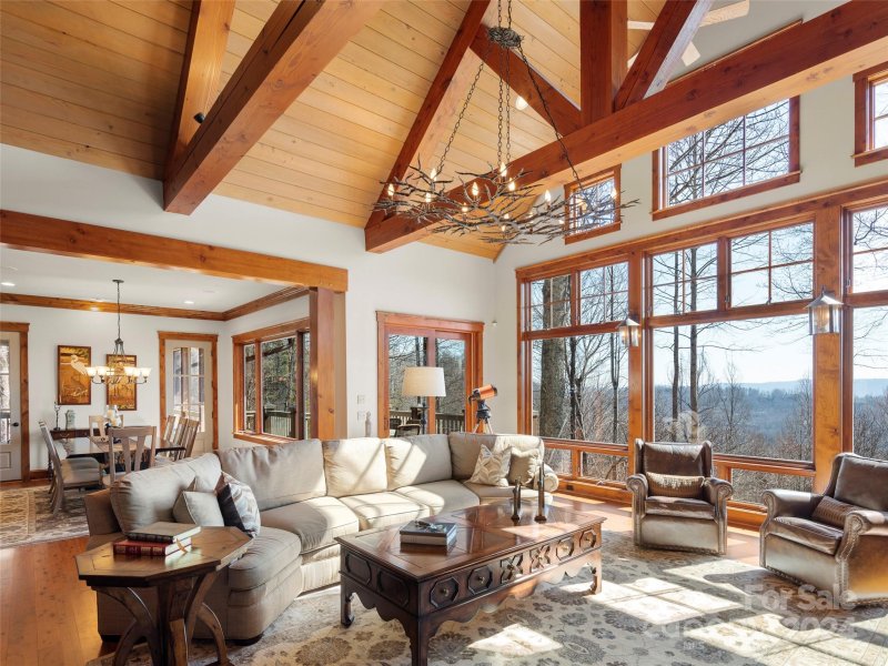 Property image 5 at 1421 Solomon Circle, Hendersonville, NC 28739