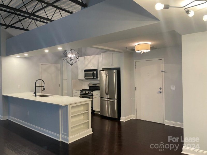 Property image 5 at 720 Governor Morrison Street, Charlotte, NC 28211